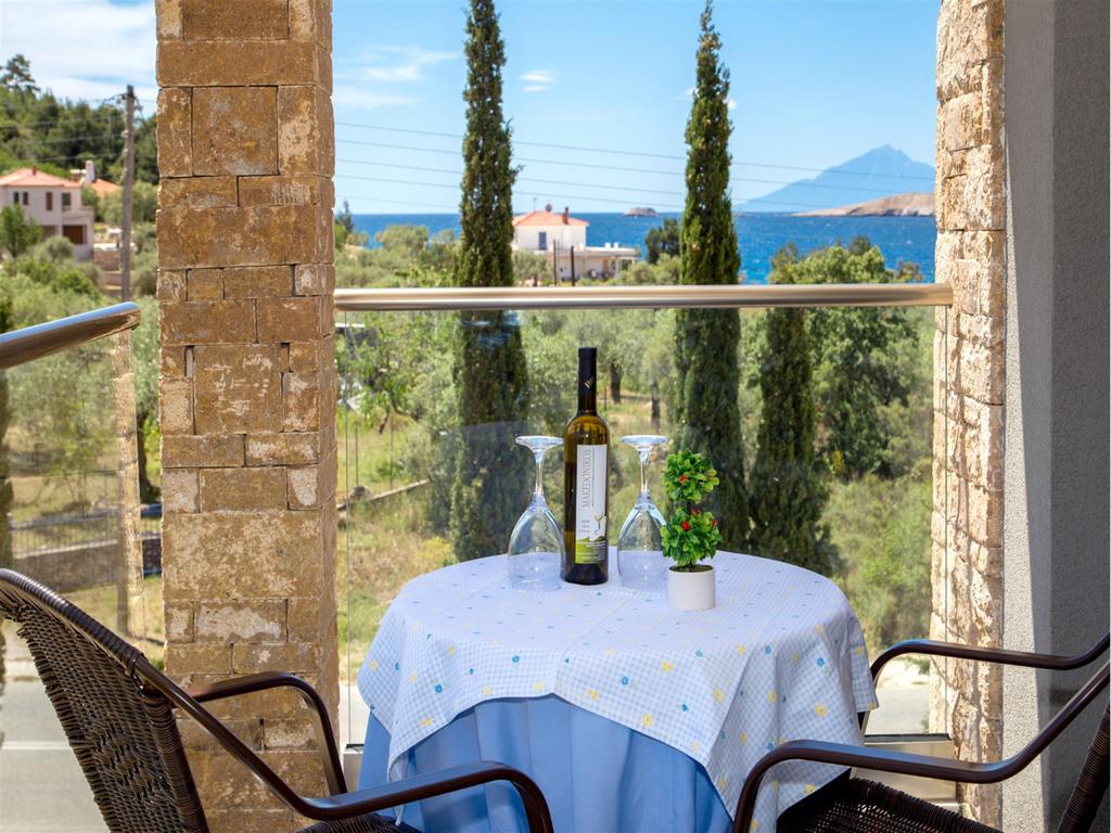 През Май и Юни: 3 нощувки със закуски и вечери в хотел Astris Sun 2*, о.Тасос, Гърция! - Снимка 34