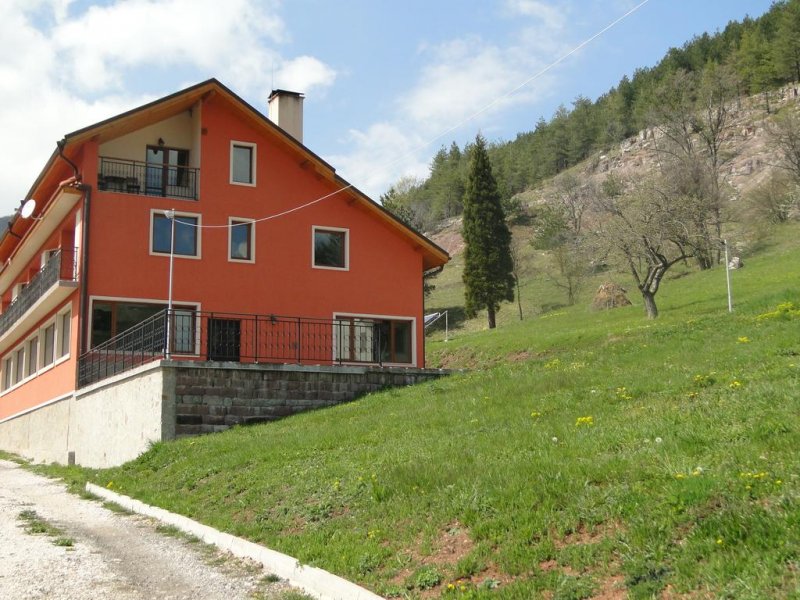 Хотел Гарванец - Снимка 4