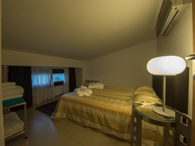 Athos Villas - Снимка 1