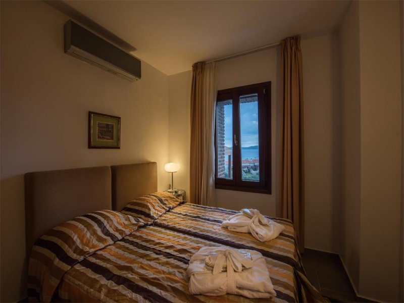 Athos Villas - Снимка 1