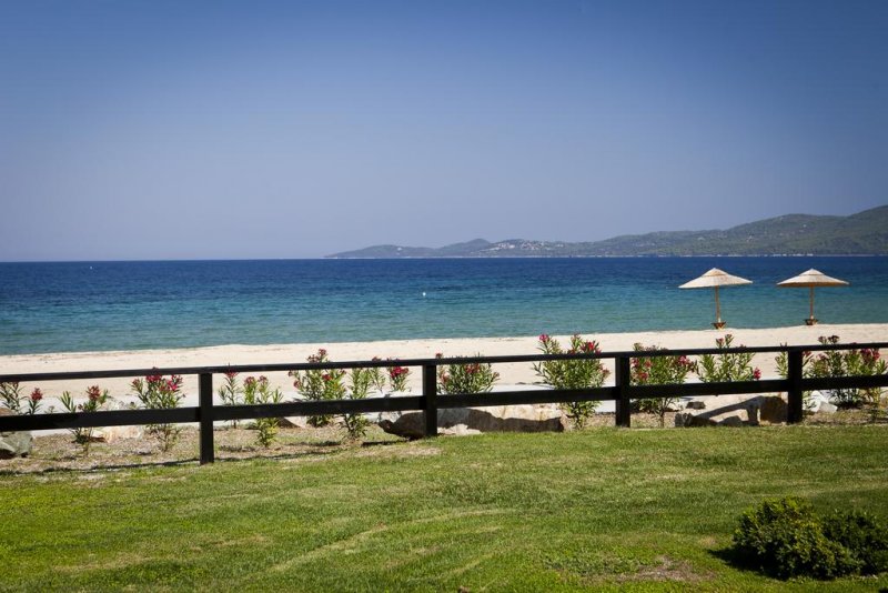 Athos Villas - Снимка 11