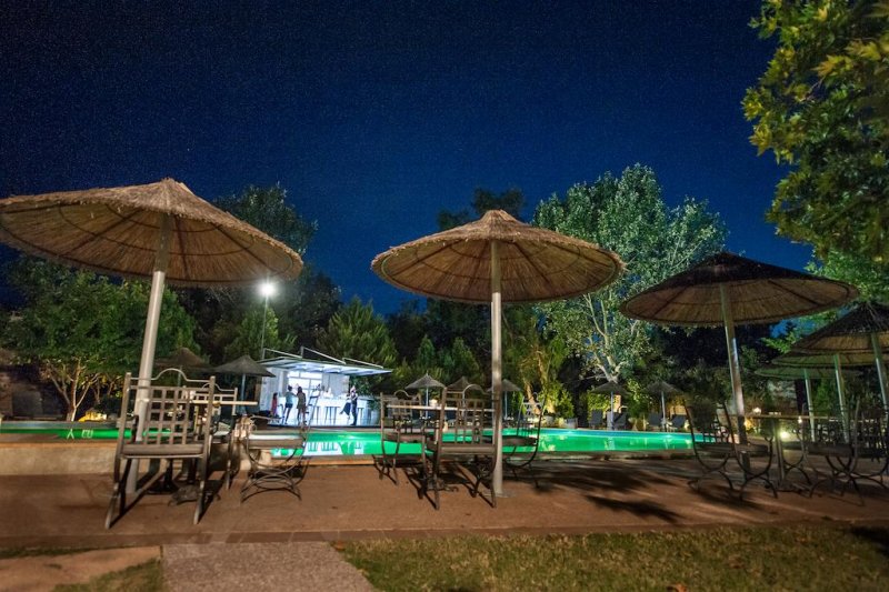 Petrino Suites Hotel - Снимка 5