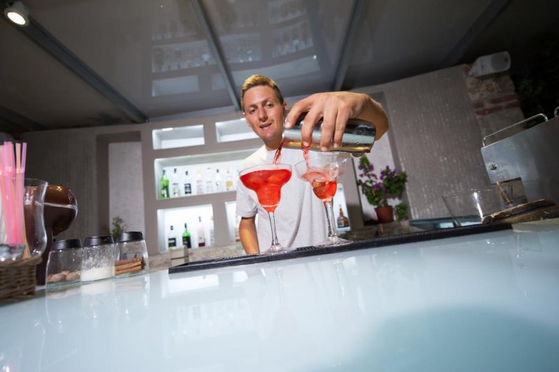 Petrino Suites Hotel - Снимка 8