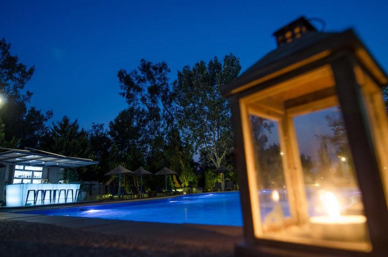 Petrino Suites Hotel - Снимка 1