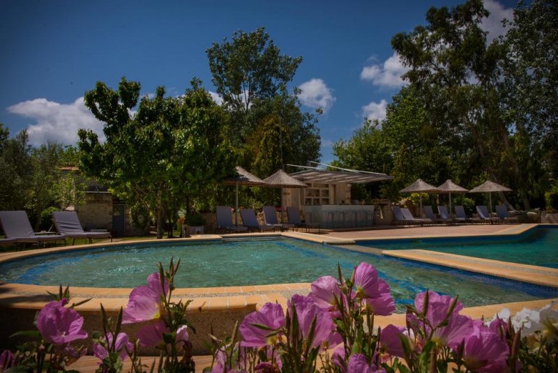 Petrino Suites Hotel - Снимка 5