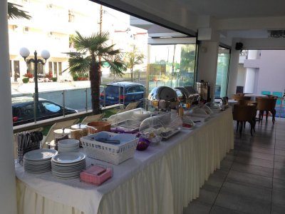 Panorama Inn Hotel - Снимка 6