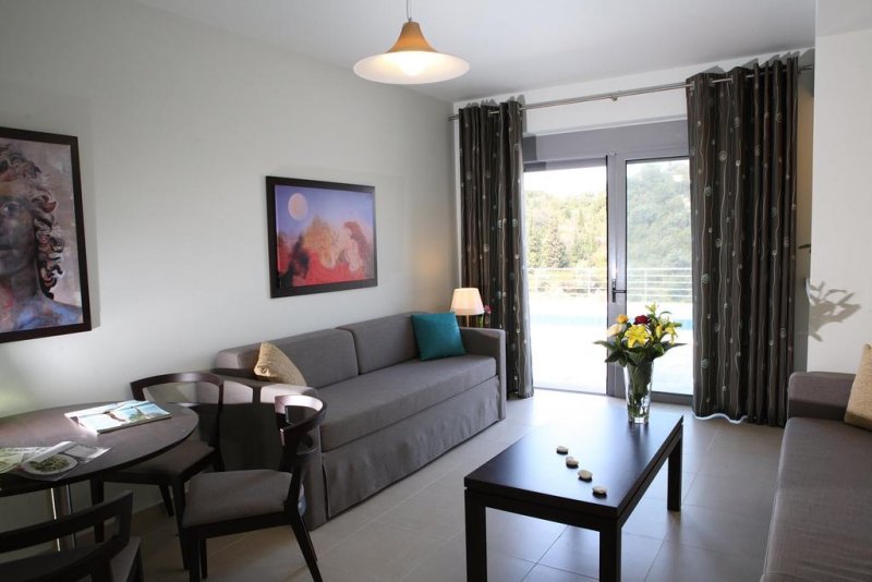 Thealos Village - Снимка 11