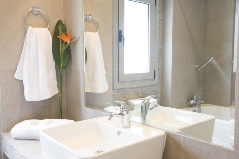 Thealos Village - Снимка 4