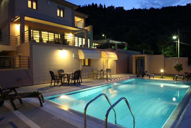 Thealos Village - Снимка 3