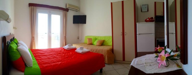 Spiros Studios - Снимка 4