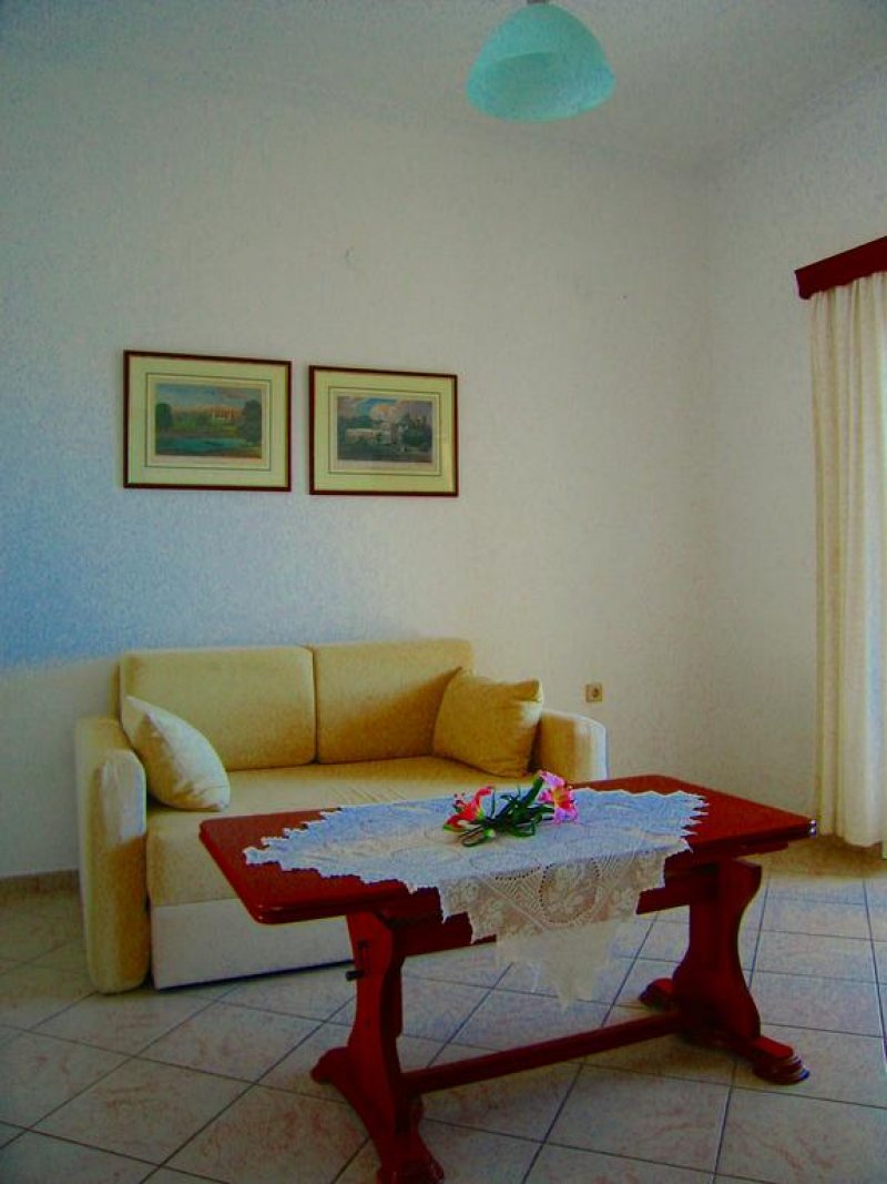 Spiros Studios - Снимка 1