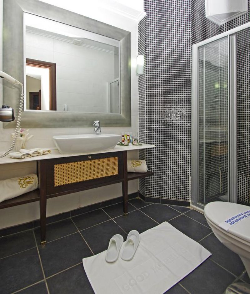 Mediterranean Princess - Снимка 11