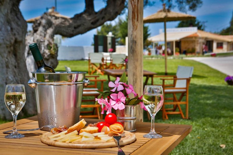 Nefeli Villas and Suites - Снимка 4