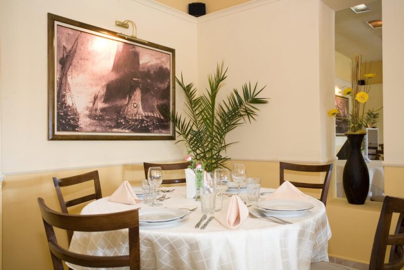 Хотел Детелина - Снимка 9