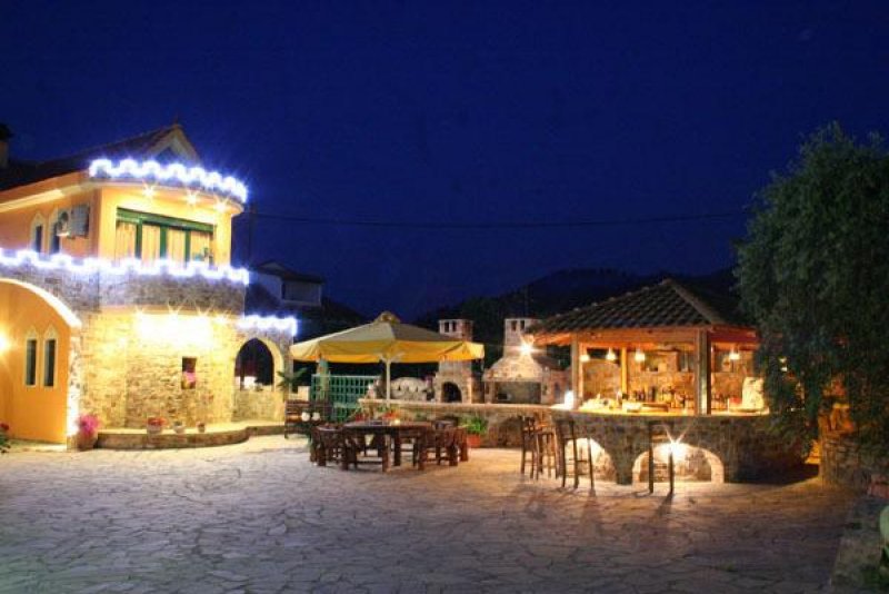 Kastro Hotel - Снимка 9