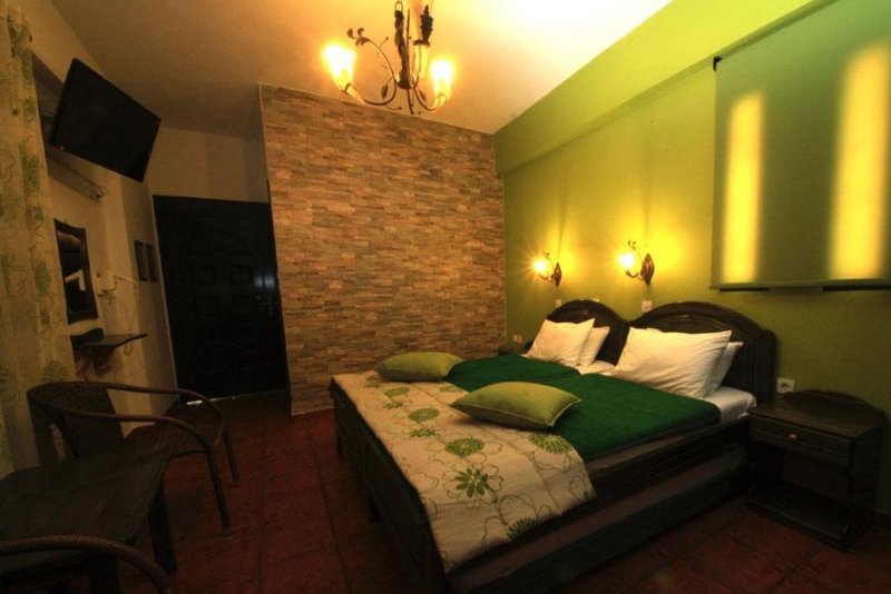 Kastro Hotel - Снимка 7