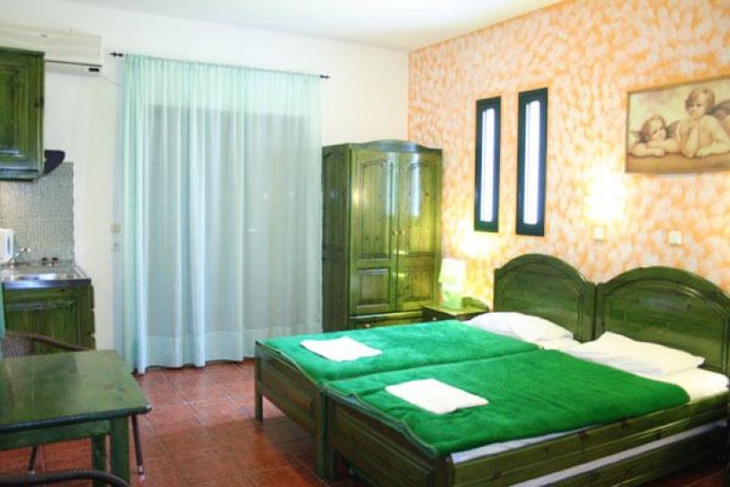 Kastro Hotel - Снимка 5