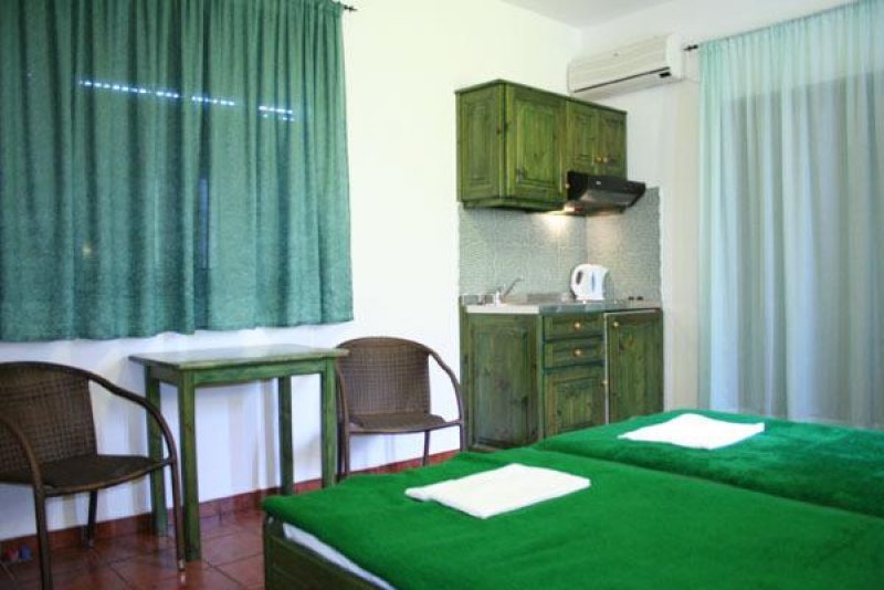 Kastro Hotel - Снимка 5