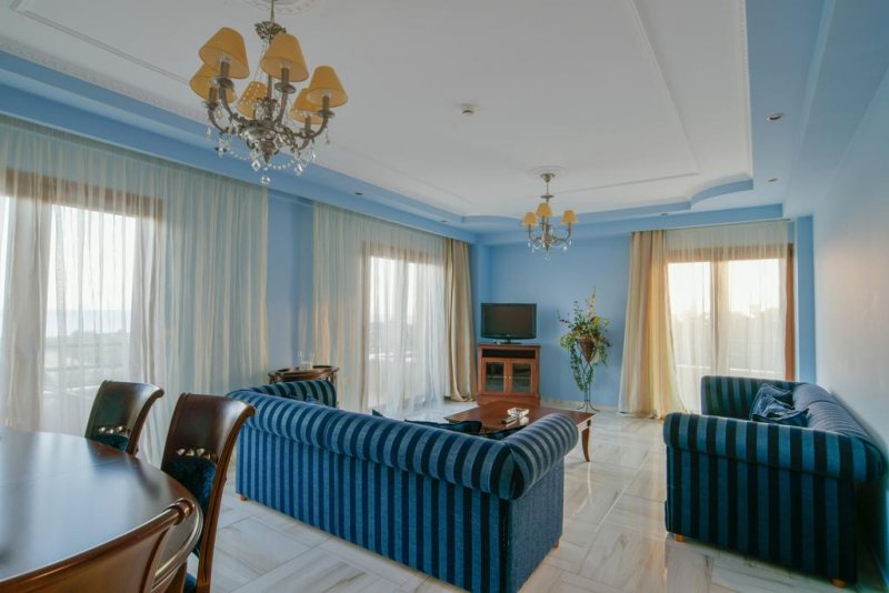 Nefeli Hotel - Снимка 8