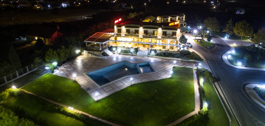 Екскурзия до Кавала, Гърция! Транспорт + 1 нощувка на човек със закуска в хотел Nefeli, на 150 м. от плажа от Еко Тур - Снимка 24