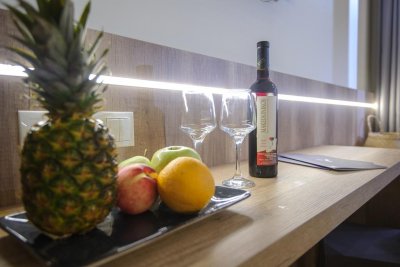 Hotel Yakinthos - Снимка 1
