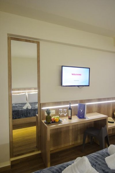 Hotel Yakinthos - Снимка 6