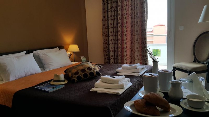 Hotel Yakinthos - Снимка 11