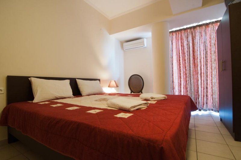 Hotel Yakinthos - Снимка 7