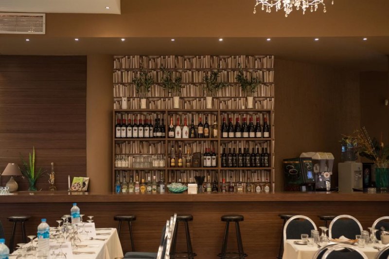 Hotel Yakinthos - Снимка 4