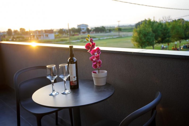 Hotel Yakinthos - Снимка 3