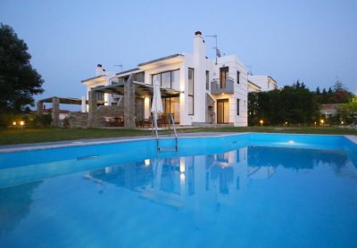 Sunny Sani Luxury Villas - Снимка 2