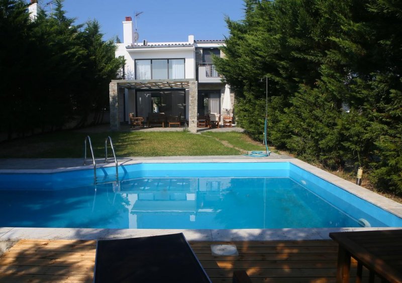 Sunny Sani Luxury Villas - Снимка 4