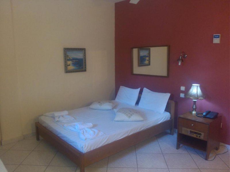 Pelli Hotel - Снимка 4