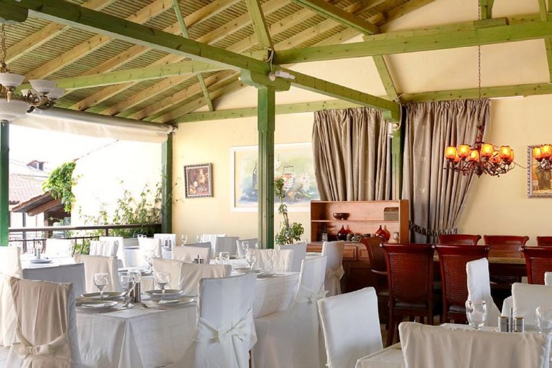 Pelli Hotel - Снимка 3