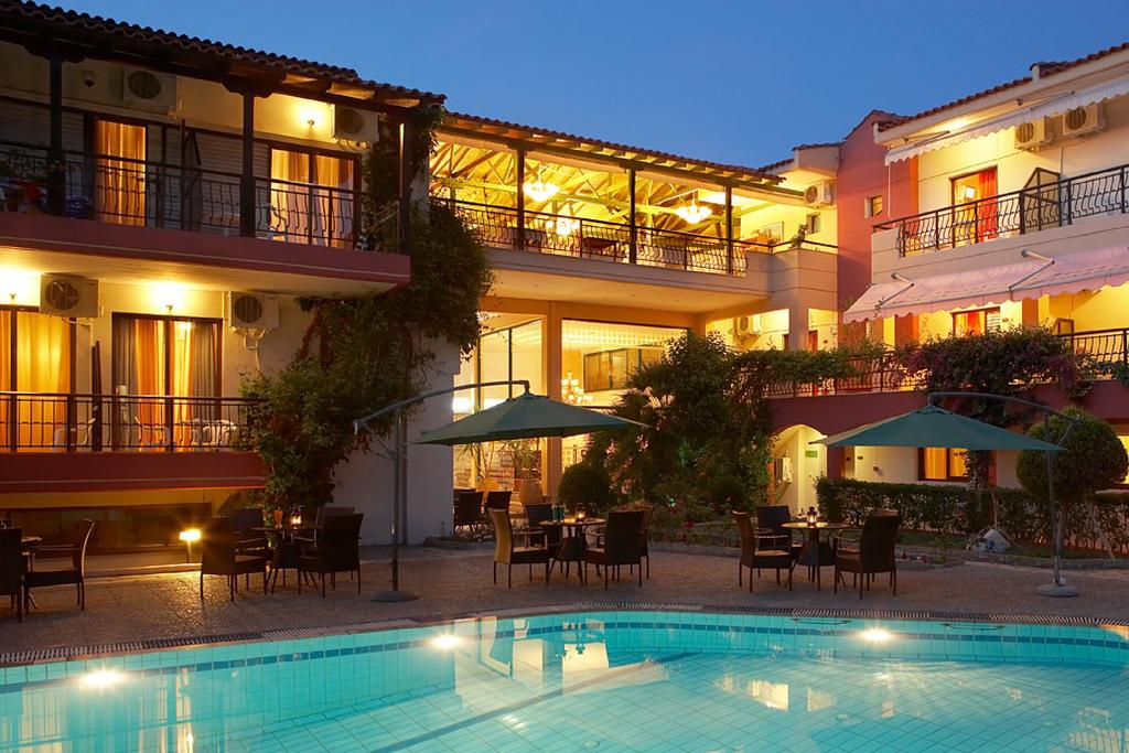 5 нощувки със закуски и вечери в Pelli Hotel 3*, Халкидики, Гърция през Юни и Юли! - Снимка 8