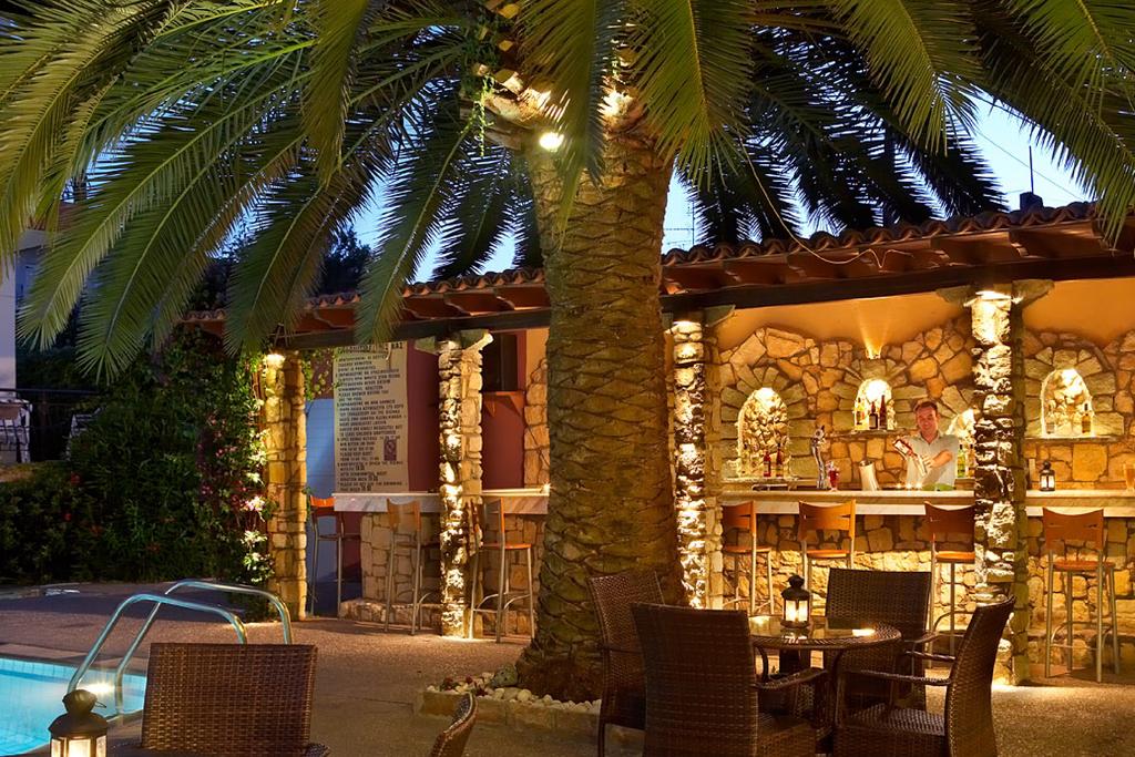 5 нощувки със закуски и вечери в Pelli Hotel 3*, Халкидики, Гърция през Юни и Юли! - Снимка 1