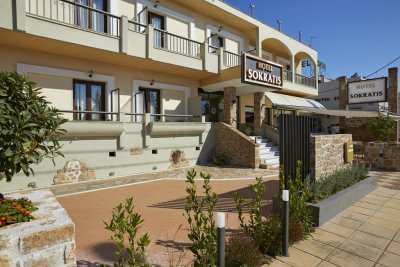 Sokratis Hotel - Снимка 1