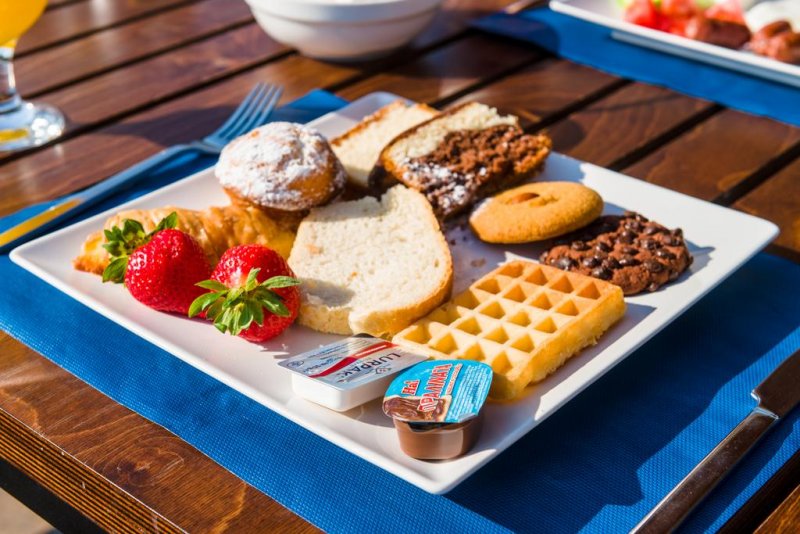 Lagaria Palace Apartments - Снимка 1