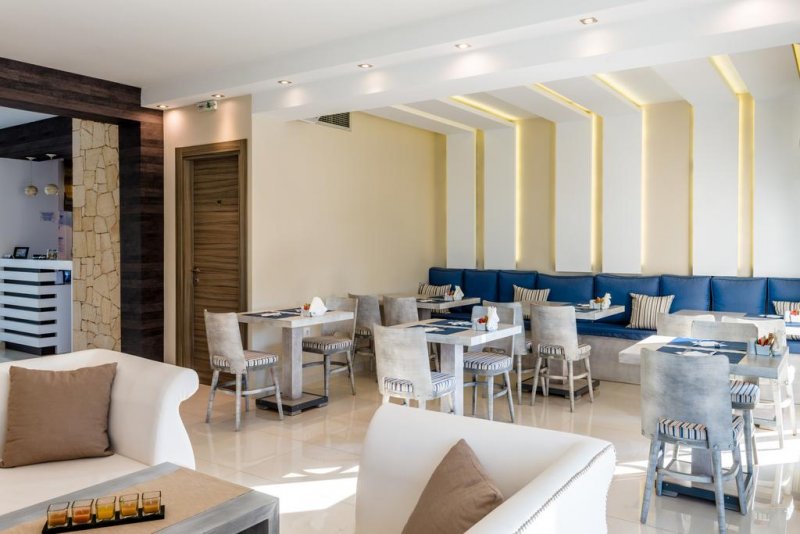 Lagaria Palace Apartments - Снимка 5