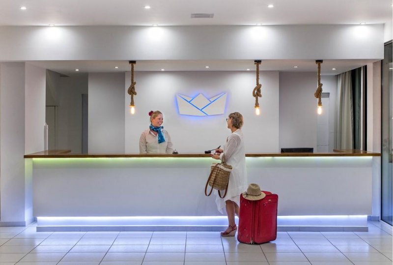 Grand Bleu Sea Resort - Снимка 8