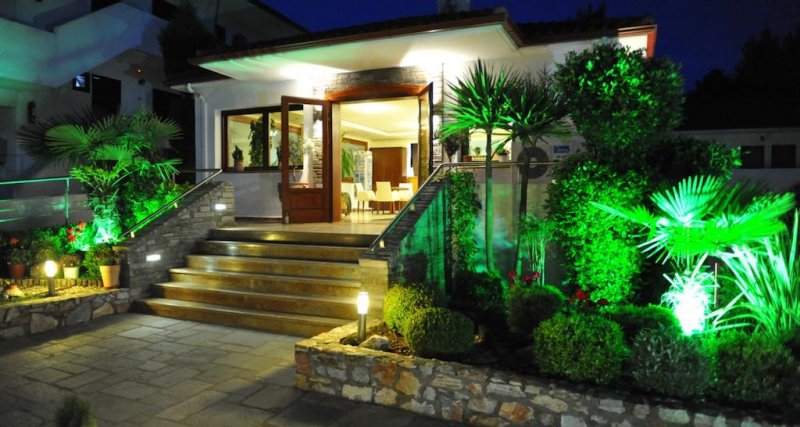 Philoxenia Hotel - Снимка 9