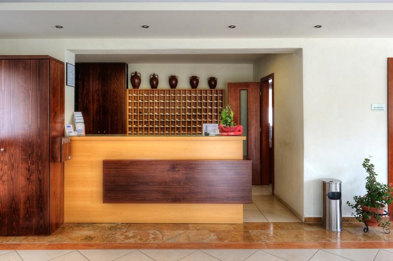 Philoxenia Hotel - Снимка 11