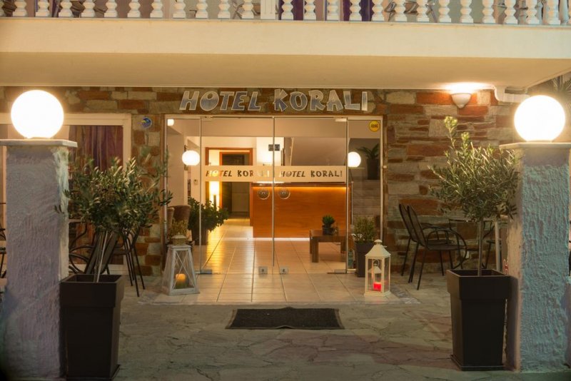 Korali Hotel - Снимка 4