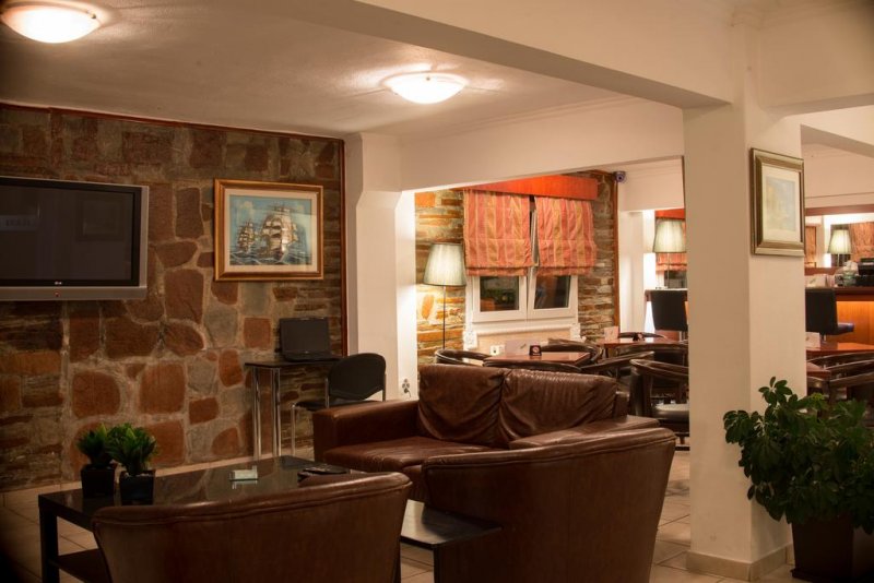 Korali Hotel - Снимка 9