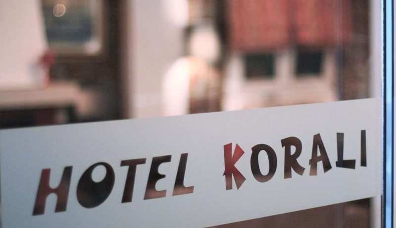Korali Hotel - Снимка 7