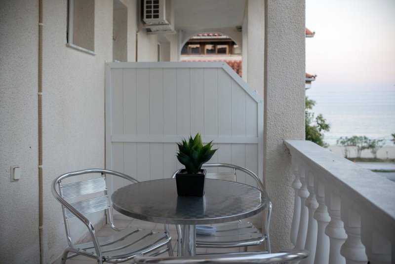 Korali Hotel - Снимка 7