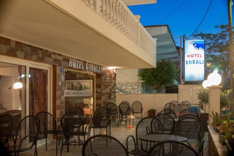 Korali Hotel - Снимка 11