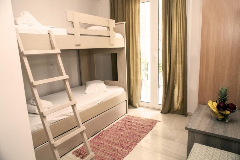 Adani Hotel - Снимка 4