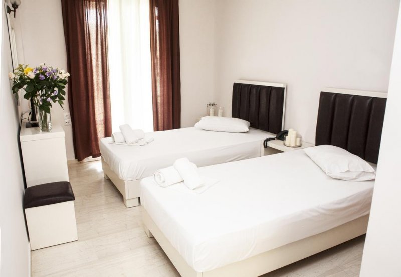 Adani Hotel - Снимка 11