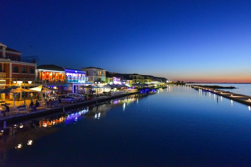 Adani Hotel - Снимка 9